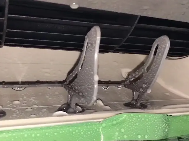 5,000台以上の実績！エアコンのプロが丁寧に清掃いたしますサービスの画像