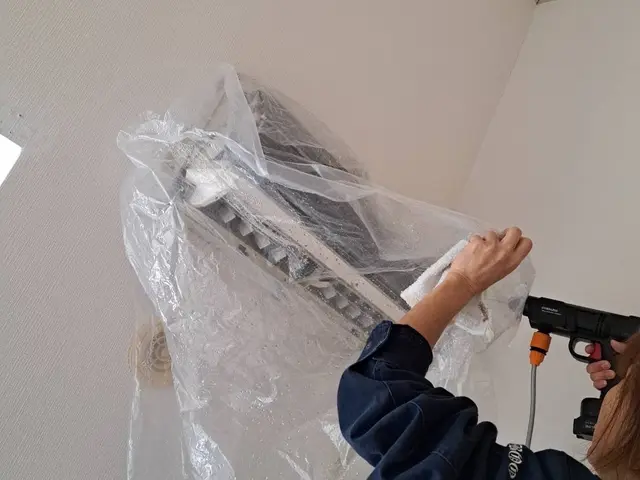 綺麗な空気といい匂い カビ ホコリ落とします。養生しっかりやります。サービスの画像