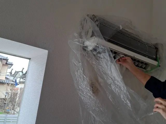 綺麗な空気といい匂い カビ ホコリ落とします。養生しっかりやります。サービスの画像