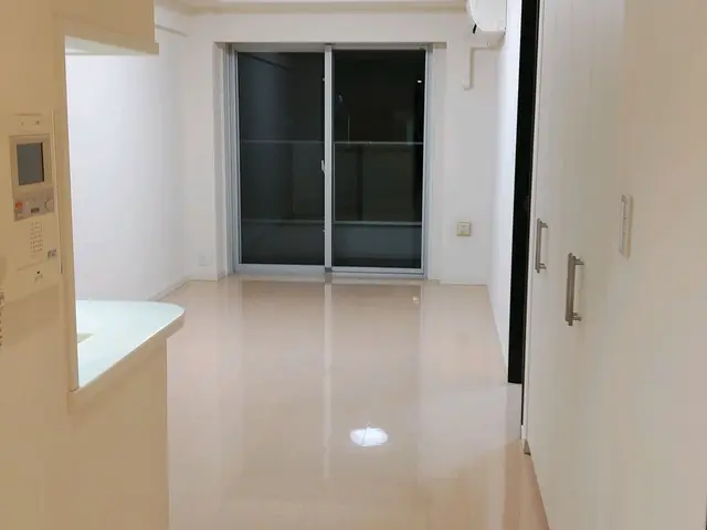 《原状回復工事専門店》1社で全て完結!!  コスト削減できます。ご相談下さい。サービスの画像