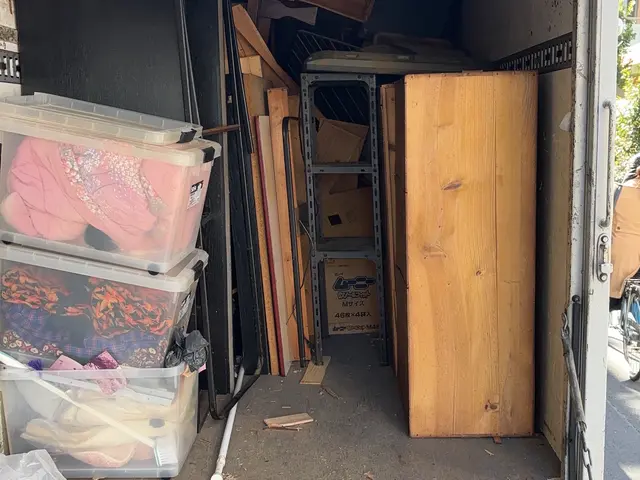 作業員2名以上！2名以上でお伺い。なんでもご相談くださいサービスの画像