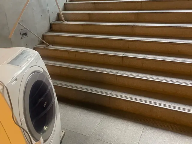 【11.2.3空きあり】パワフルなスタッフな在籍◆大型家具家電吊り上げ可能！サービスの画像