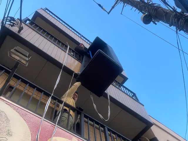 【11.2.3空きあり】パワフルなスタッフな在籍◆大型家具家電吊り上げ可能！サービスの画像