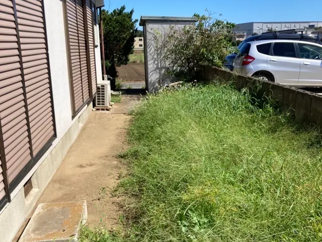 草刈り作業承ります！まずは気軽に問い合わせにてご相談ください！サービスの画像