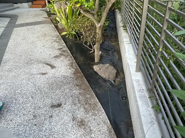 【神奈川限定】草取り・除草シート・砕石敷き専門店！追加料金なし！現地調査も対応！サービスの画像