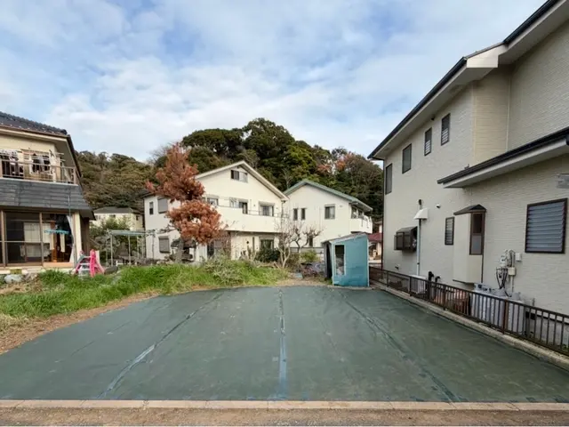 【神奈川限定】草取り・除草シート・砕石敷き専門店！追加料金なし！現地調査も対応！サービスの画像