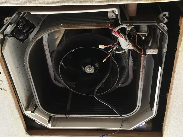 法人店舗◎スタッフ2.3名でお伺い◎作業も早く★確実に仕上がりが違います。サービスの画像