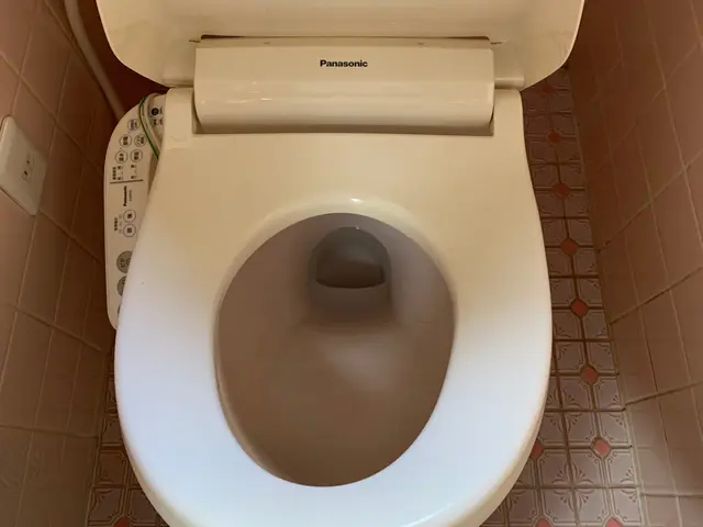 [★真心込めて磨きます★] 頑固な汚れ・黄ばみもさよなら！徹底的に清掃します！サービスの画像