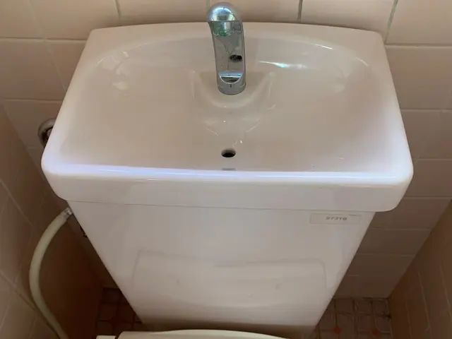 [★真心込めて磨きます★] 頑固な汚れ・黄ばみもさよなら！徹底的に清掃します！サービスの画像