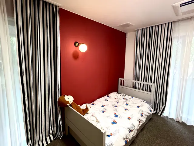 南青山のはがせる壁紙専門店！豊富な実績と1年間保証付き☆壁紙代込・カードOK☆サービスの画像