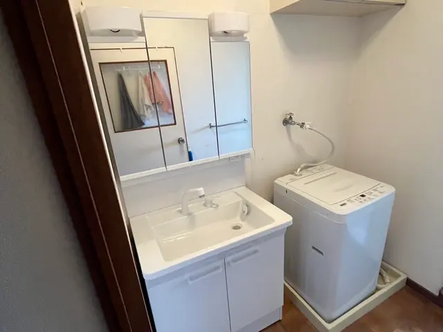 安心施工　洗面台交換・リフォームサービスの画像