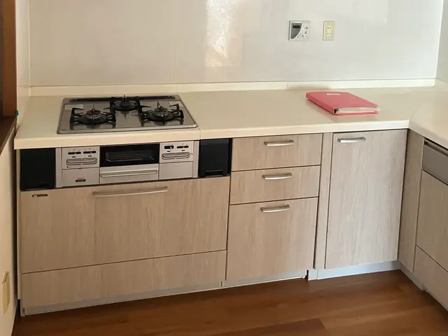 内装設計の経験を生かして、、素材、デザインの提案もさせていただきます。サービスの画像