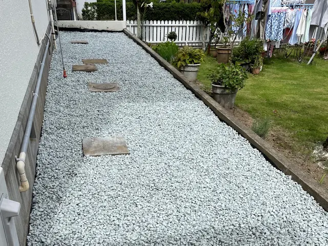 ラティスフェンス設置！入れ替え補強サービスの画像