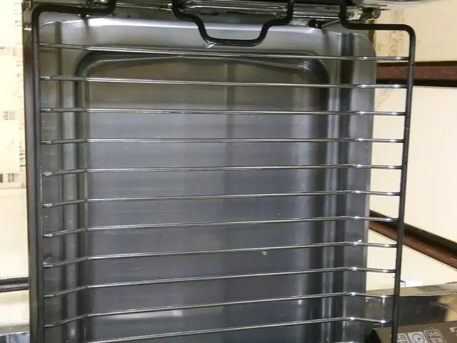 業歴１２年◆安心施工◆焦げ付き・油汚れを徹底的に落とし、ピカピカキッチンに！サービスの画像