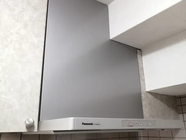 レンジフード交換は電気工事士へお任せ下さい！サービスの画像