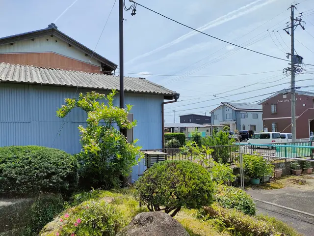 無料見積もり可！伐採＆抜根は「お庭屋 N-works」にお任せ下さい！サービスの画像