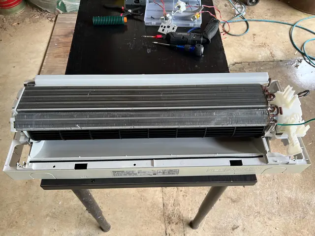 千葉で数少ない壁から取り外して完全分解洗浄できる業者です！サービスの画像