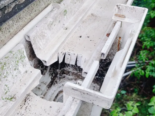 <安心の自社施工！損害保険加入済み>業歴10年以上◎アフターフォローも万全です！サービスの画像