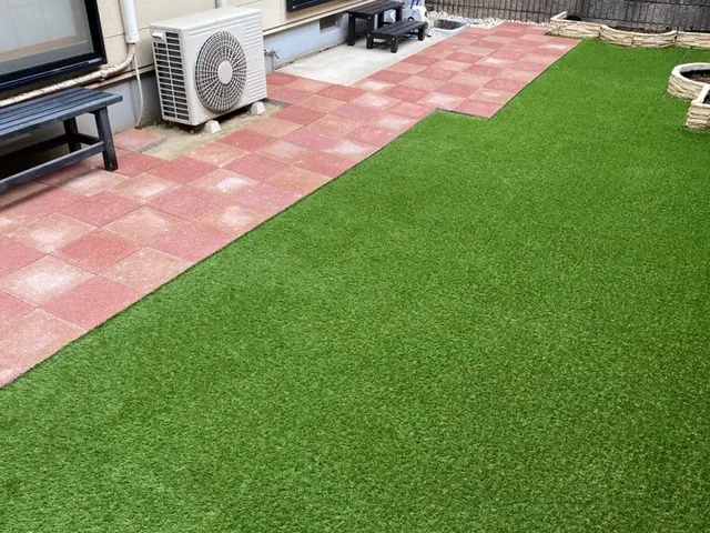 面倒な雑草対策にも！混み合っています。場合によっては6月着工です。早めのご相談をサービスの画像