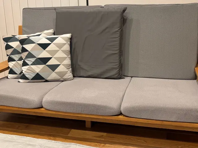 お部屋の模様替えのお手伝い　大型家具家電の移動サービスの画像