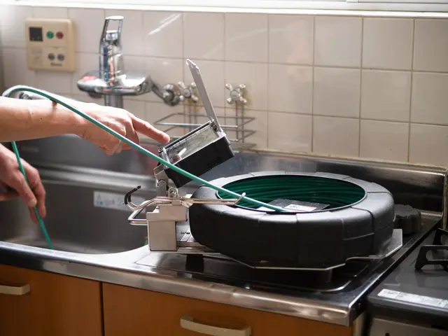 口コミで大好評！内視鏡を使い【キッチンつまり・悪臭】お悩みを高圧洗浄で徹底解決！サービスの画像