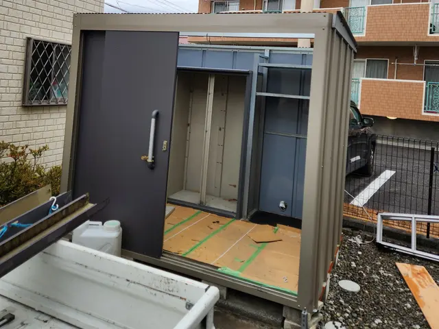 物置解体作業サービスの画像