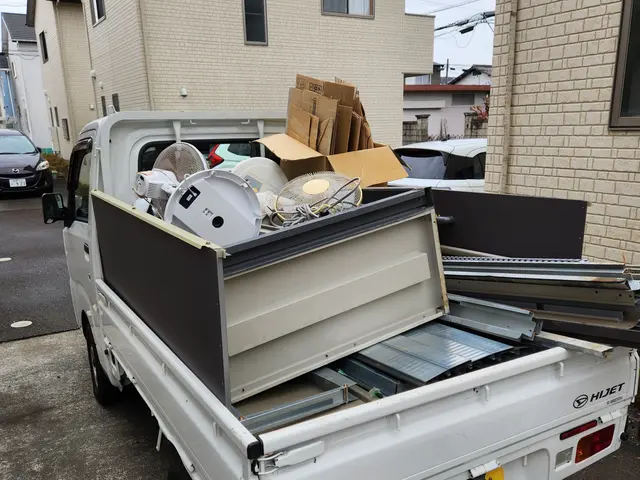 物置解体作業サービスの画像