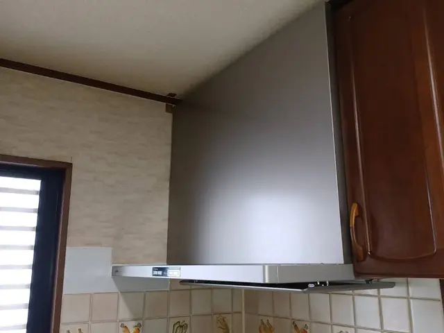 レンジフード取り付け 処分費無料！！ ガスコンロとセットなら割引きします。サービスの画像