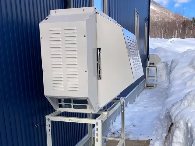 エアコン設置ならお任せください！土日祝日も対応致します。古いエアコン無料引き取りサービスの画像