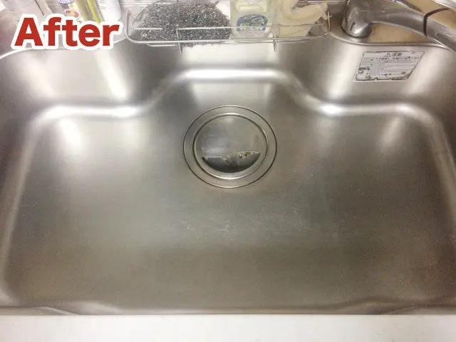 ☆コーティングも可能☆配管の汚れも除去致します【キッチンクリーニング】サービスの画像
