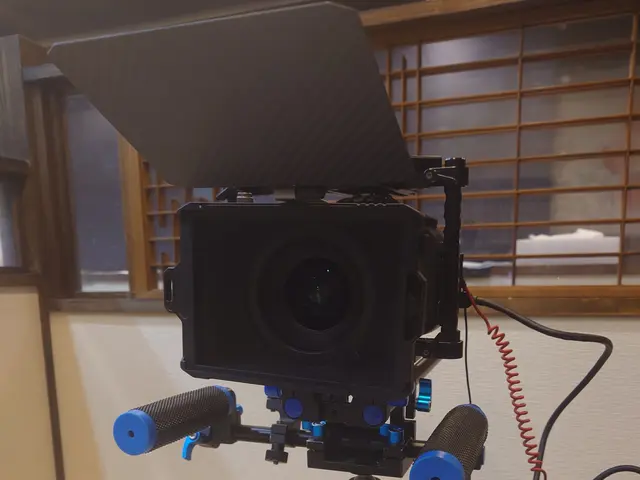 ディレクターとカメラマン、安心の二人体制。高画質・高品質な映像をお届け!