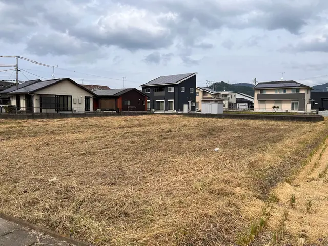 親切丁寧な草刈りで、庭を美しく快適に！リピーター続出の実績ありサービスの画像