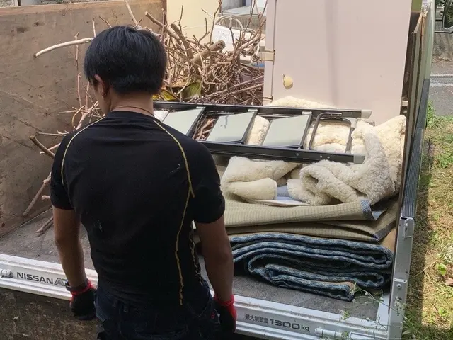 《年中無休》日曜日祝日のご依頼大歓迎◎駐車場代は当店が負担しますサービスの画像