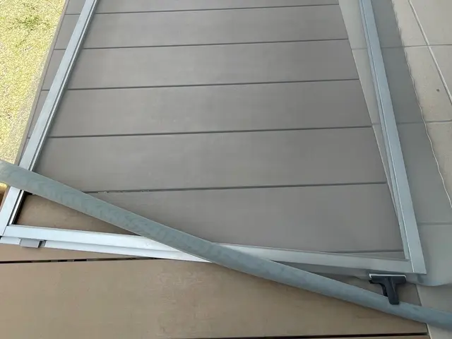 ◆年中無休・土日祝もご予約OK◆迅速ていねいな対応◆網戸張替えサービスの画像