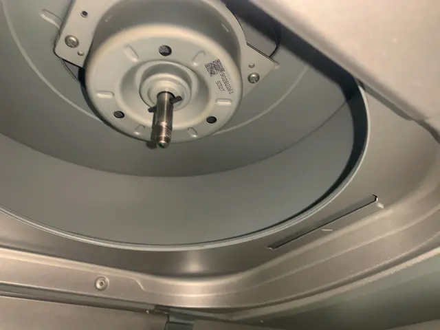 【換気扇】長野県のハウスクリーニング◎べっとりついた油汚れをプロが落とします！サービスの画像