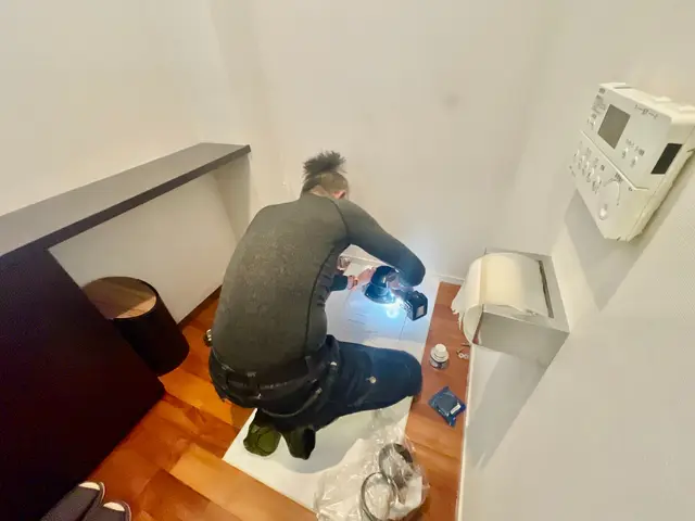 どんなメーカーのトイレも交換可能。お客様でご用意された物も取り付け致します。サービスの画像