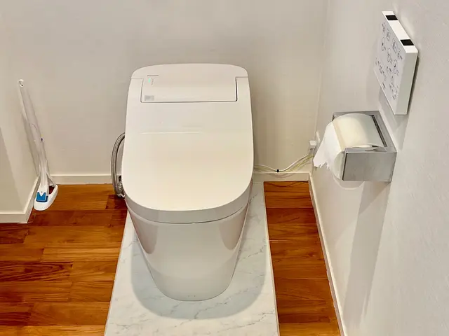 どんなメーカーのトイレも交換可能。お客様でご用意された物も取り付け致します。サービスの画像