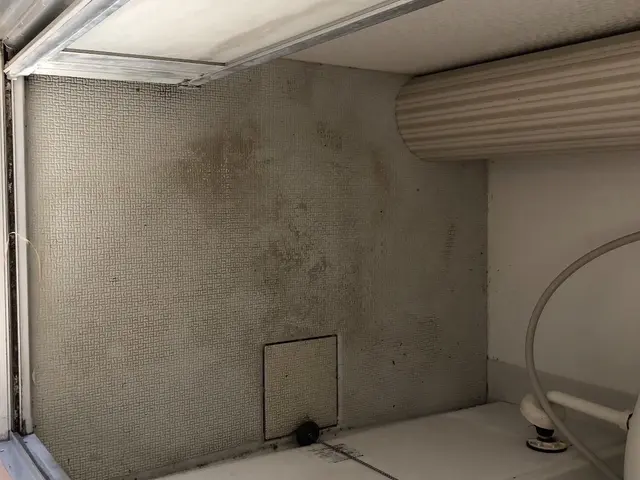 【年中無休】駐車場代お店負担！作業外注一切なし◎損害保険加入済みで安心♪サービスの画像