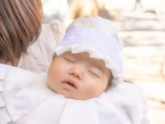 選べる産着、スタイ、帽子レンタル無料！ 着付けもできます！ 日程ご相談くださいサービスの画像