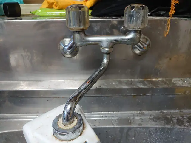 《キッチンの水栓蛇口交換》はお任せ下さい！経験と知識をいかして迅速に対応致しますサービスの画像