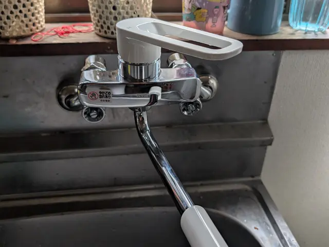 《キッチンの水栓蛇口交換》はお任せ下さい！経験と知識をいかして迅速に対応致しますサービスの画像