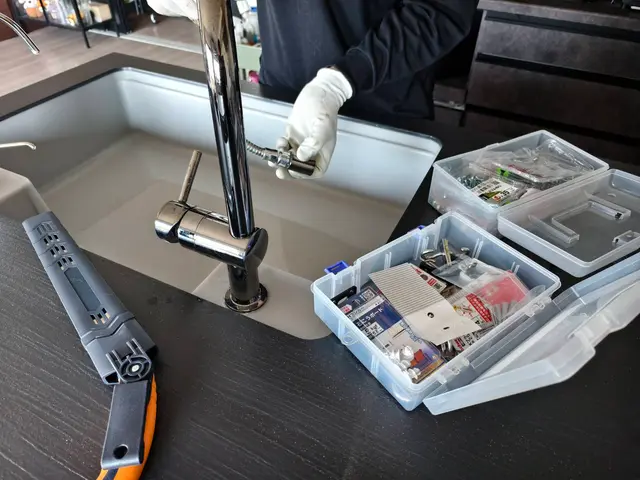 《キッチンの水栓蛇口交換》はお任せ下さい！経験と知識をいかして迅速に対応致しますサービスの画像