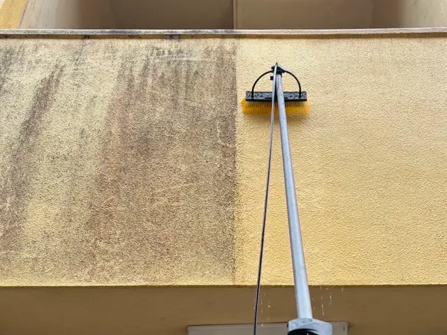 【 最短当日 】素材に配慮した やさしい外壁洗浄！ ぜひご体感ください☆サービスの画像