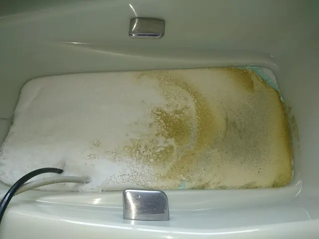 （風呂釜洗浄専門店）エコキュートも対応！追い焚き配管、給湯器の湯垢雑菌を除菌洗浄サービスの画像