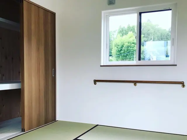 【安心低価格】手すり取り付けはプロにお任せください！サービスの画像