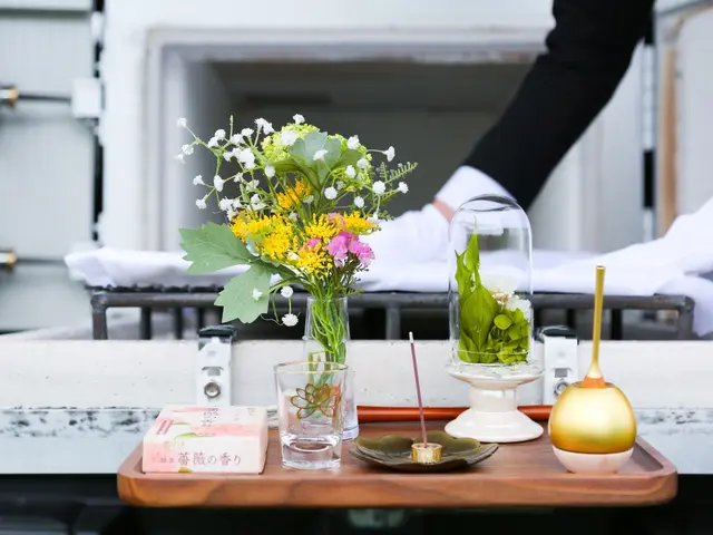 専用の火葬車で訪問し、葬儀から火葬・拾骨まで想いを込めたお見送りをお手伝いしますサービスの画像