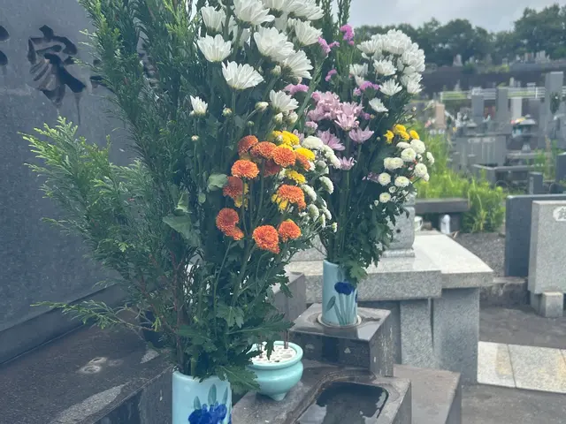 店長が直接訪問・女性スタッフ対応可！写真で作業結果報告、墓石クリーニングも対応サービスの画像