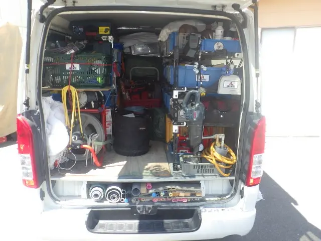 【年中無休】損害保険加入済みで安心◎作業外注一切無し◎対応地域外もご相談OKサービスの画像