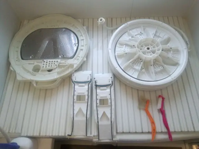 ✿汚れの原因を深堀りします。洗浄場の浴室もしっかり清掃いたします。サービスの画像