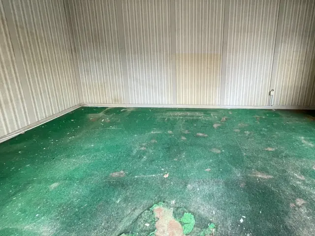 絶賛受付中。即日対応。男女２名体制。丁寧・迅速。お客様第一。サービスの画像